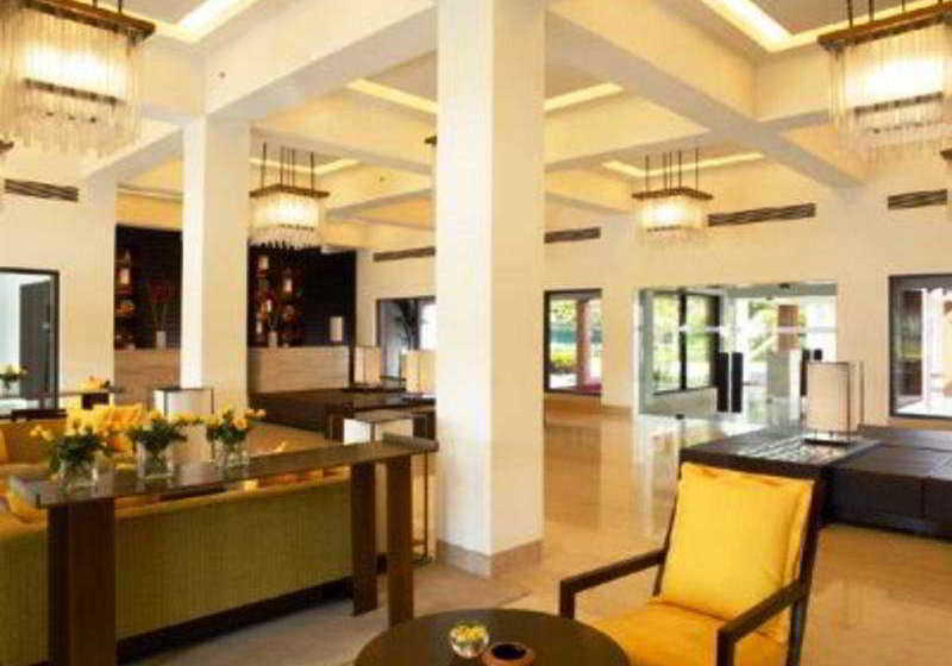 Hotel Trident Agra Agra  Zewnętrze zdjęcie The lobby of the hotel