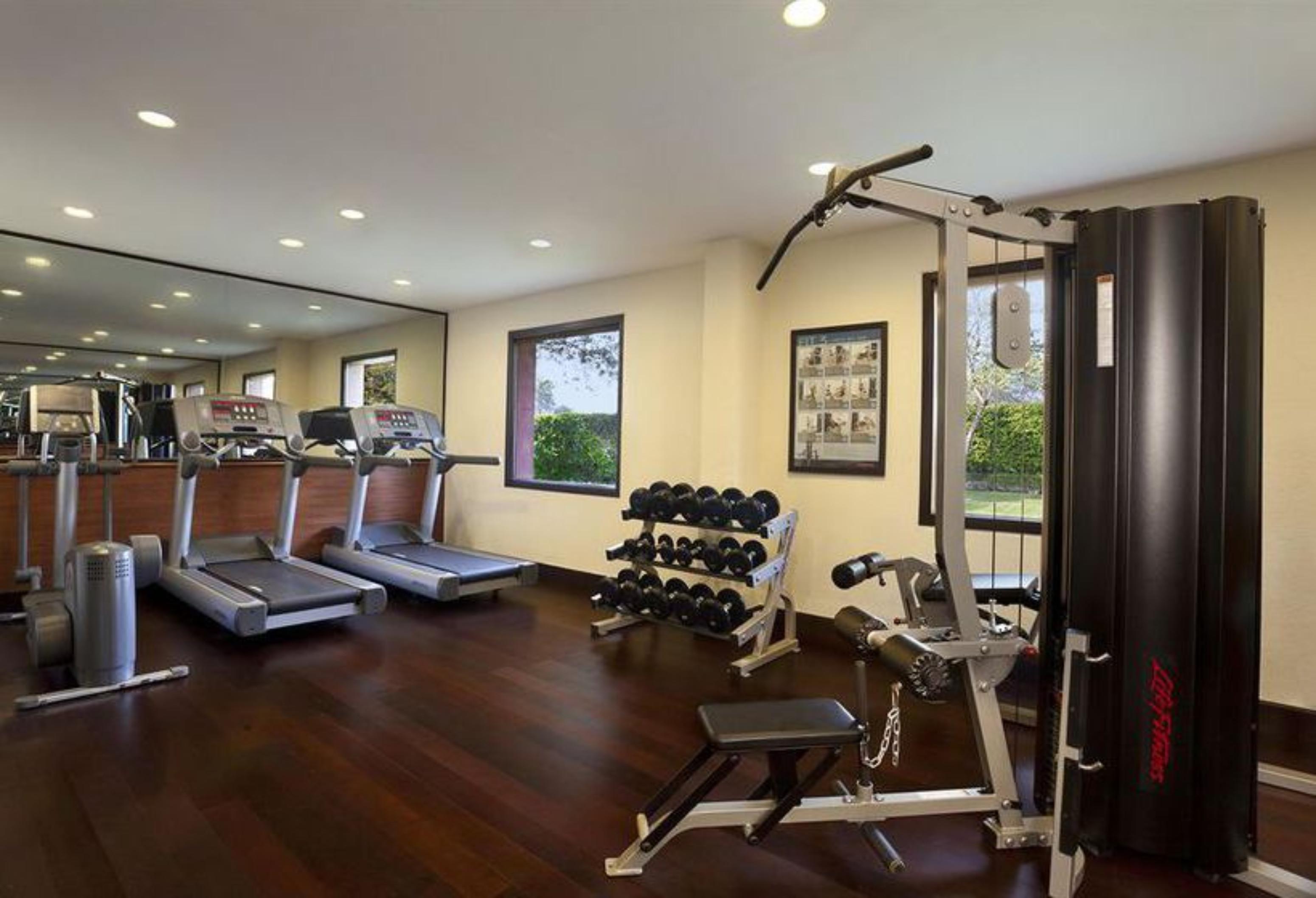 Hotel Trident Agra Agra  Zewnętrze zdjęcie The gym at the hotel
